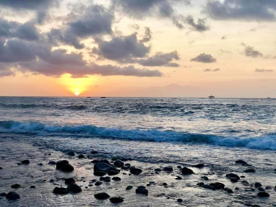 Jasri Dalem Surf Retreat Villa Екстериор снимка